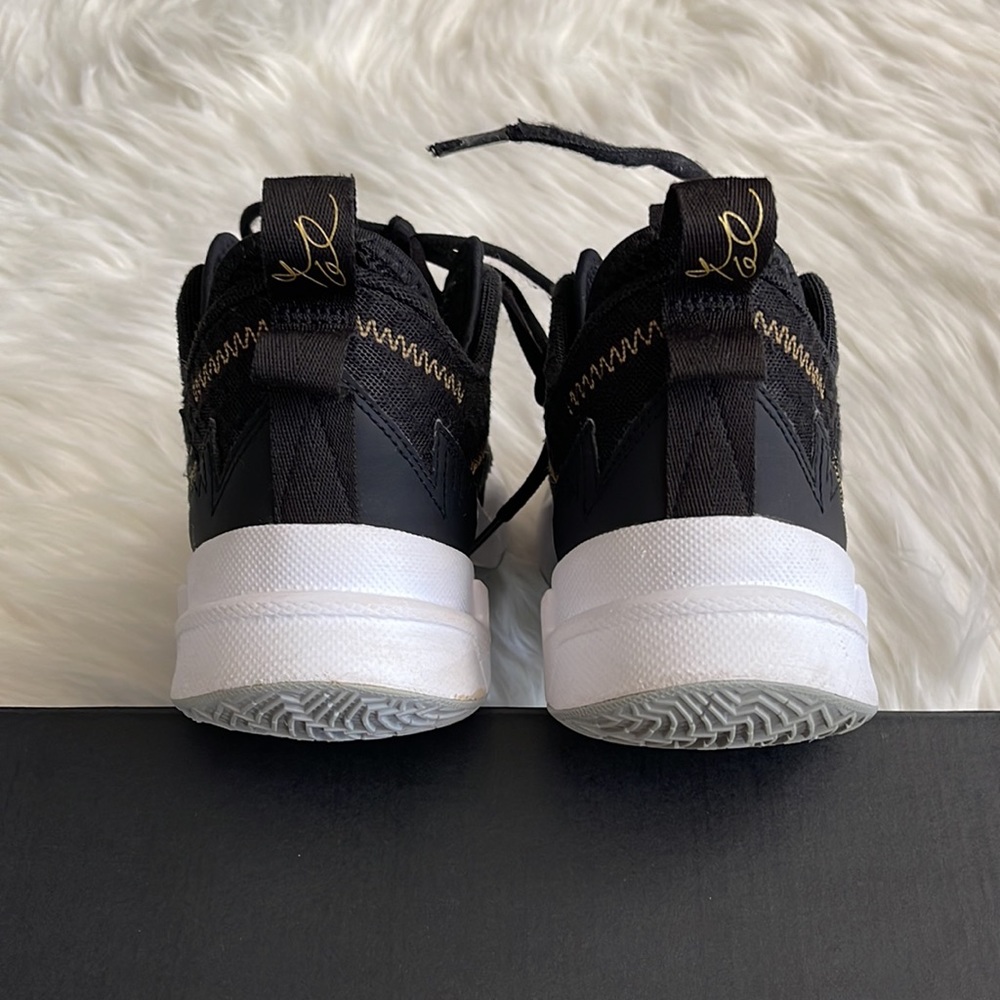 Jordan Kids Why Not Zero.3 Black/White/Gold Sneakers Size 6.5Y - Picture 6 of 12